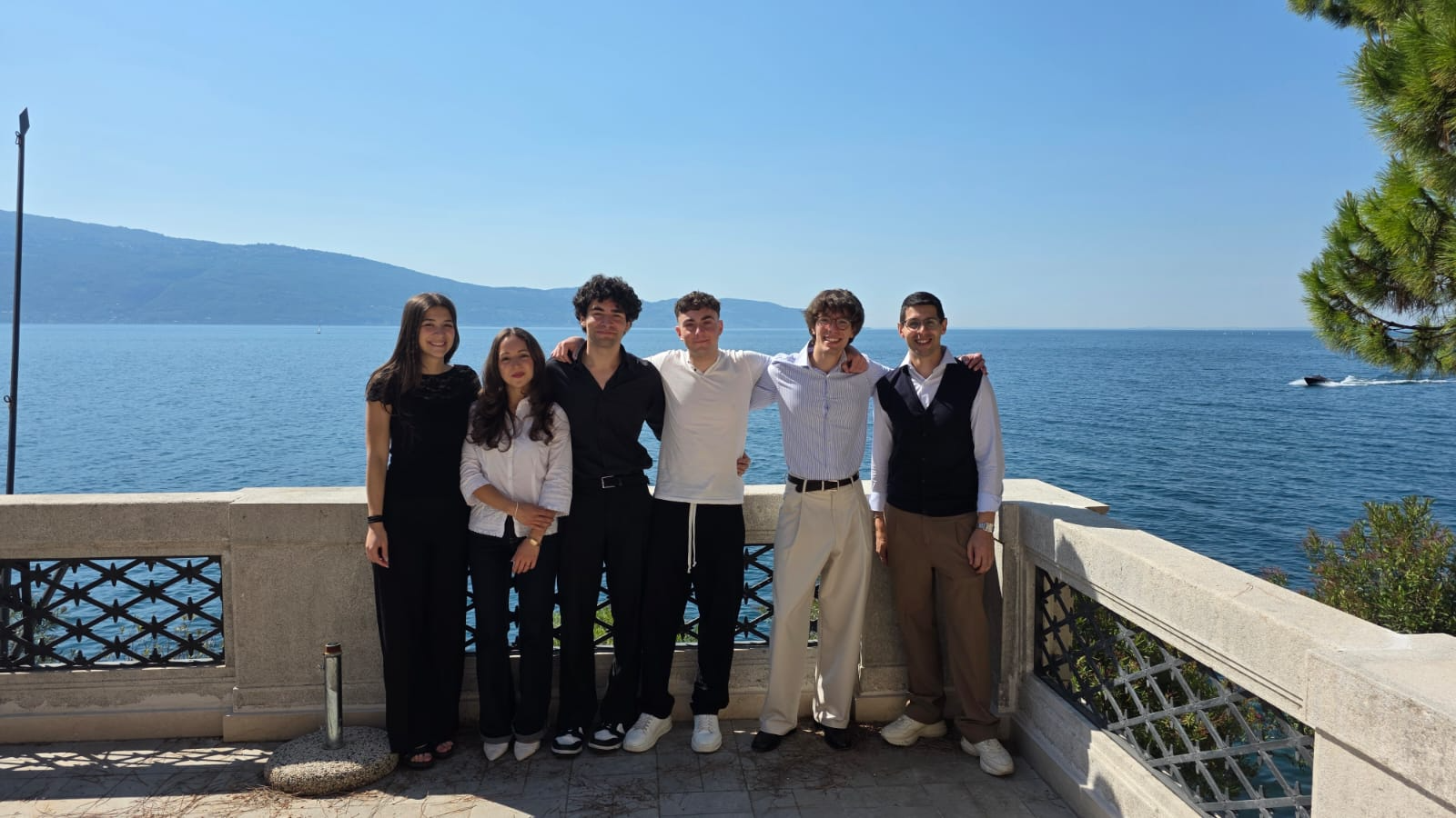 In foto Vittoria Falcini, Alessia Indelicato, Niccol&ograve; Macinai, Samuele Filippini, Simone Cozza, Giorgio Martano